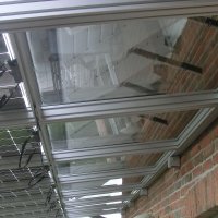 VSG Glas 8mm zum Auffüllen der Dachstruktur